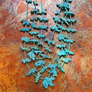 Vintage Turquoise Zuni Animal Beaded Fetish Three Strand Necklace